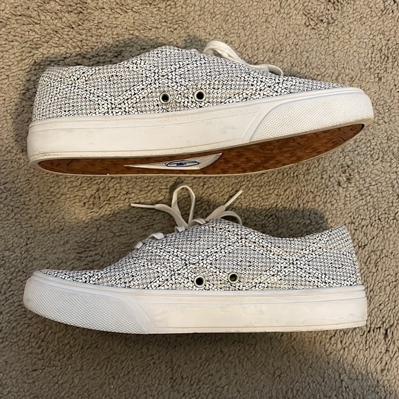 Nurse mates align - Picture 3 of 5